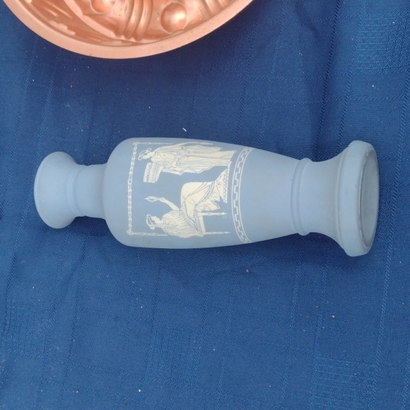 Bundt Oriental Vase&Planter - Picture 4 of 4